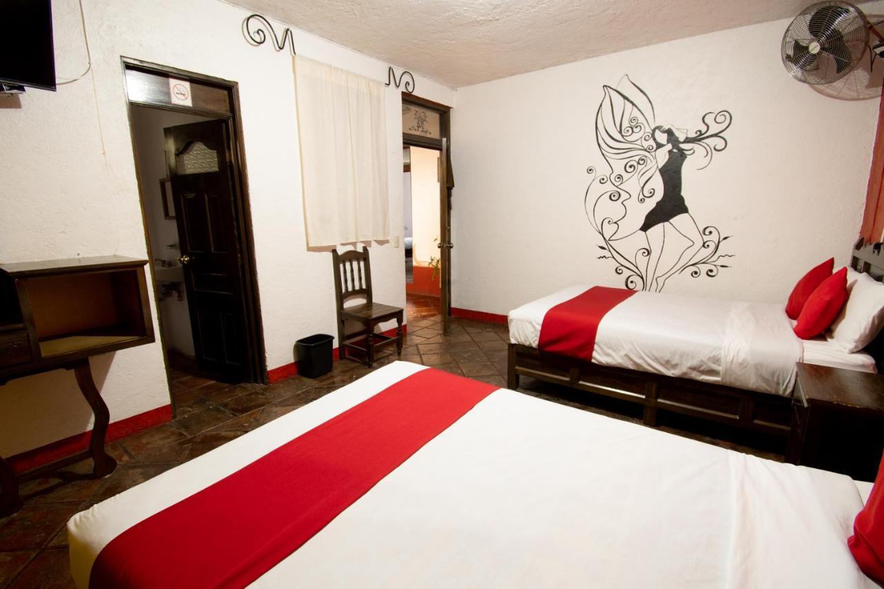 Hotel Marmil 马利纳尔科 外观 照片