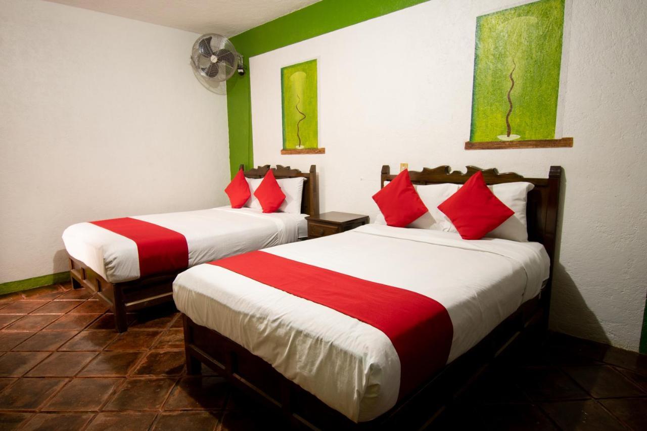 Hotel Marmil 马利纳尔科 外观 照片