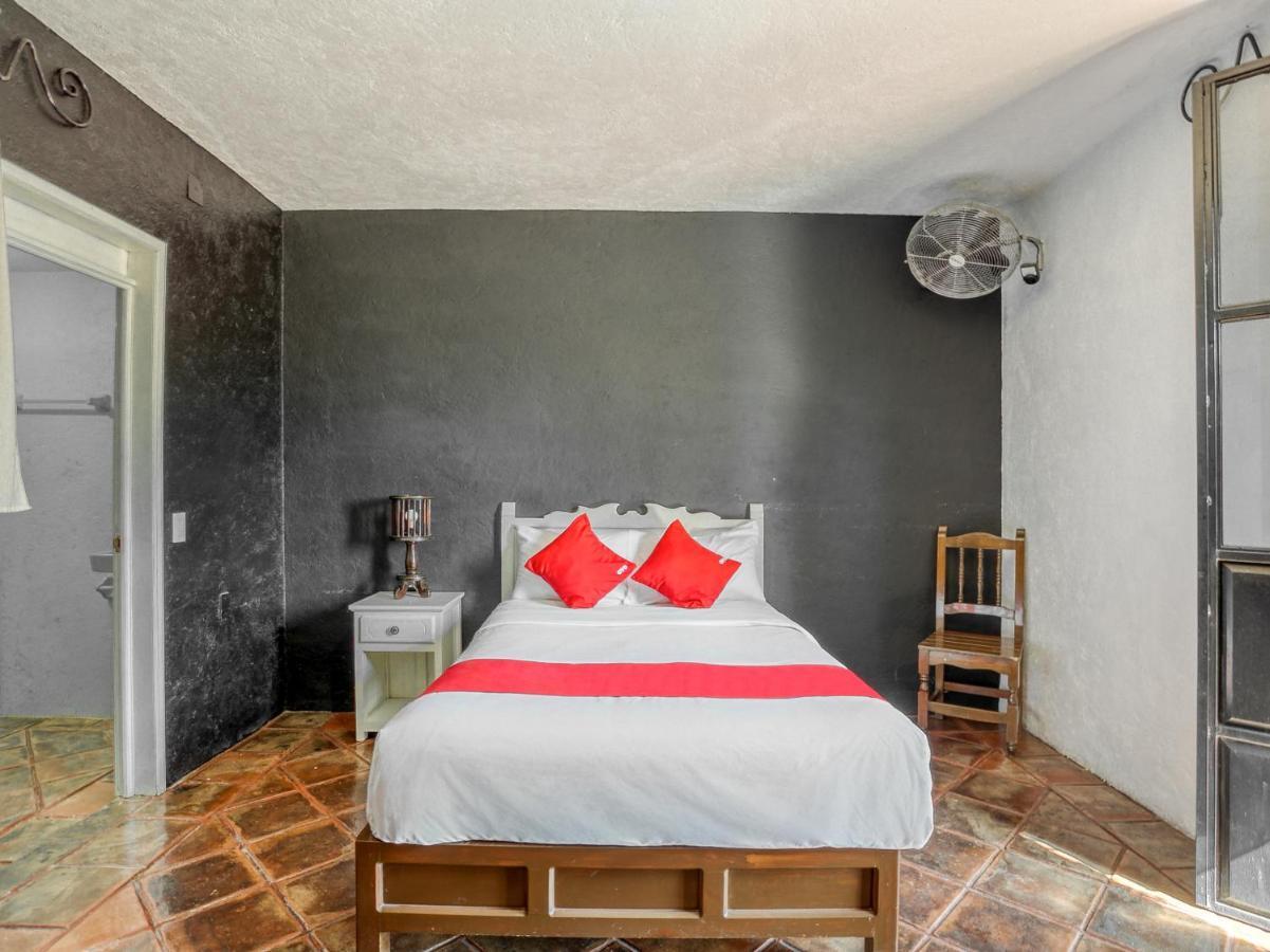 Hotel Marmil 马利纳尔科 外观 照片
