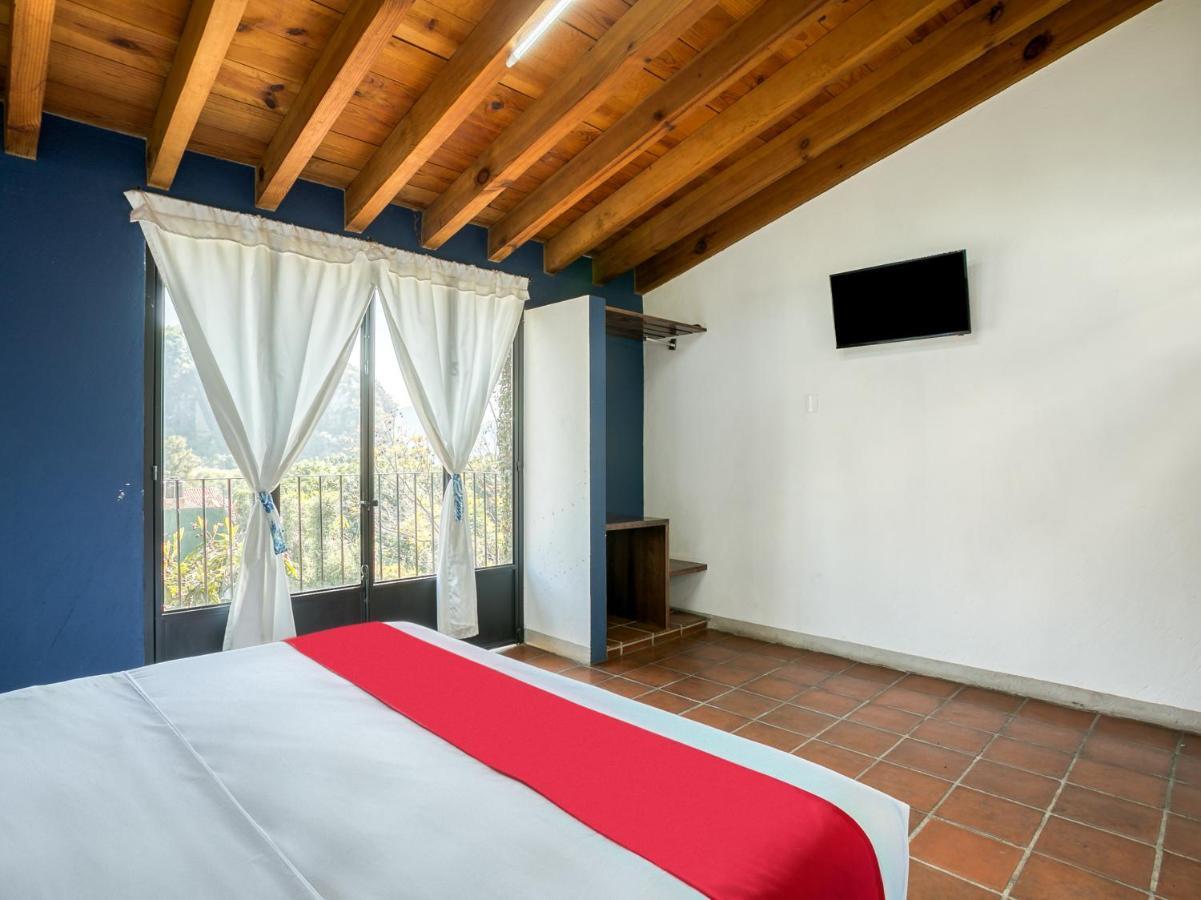 Hotel Marmil 马利纳尔科 外观 照片